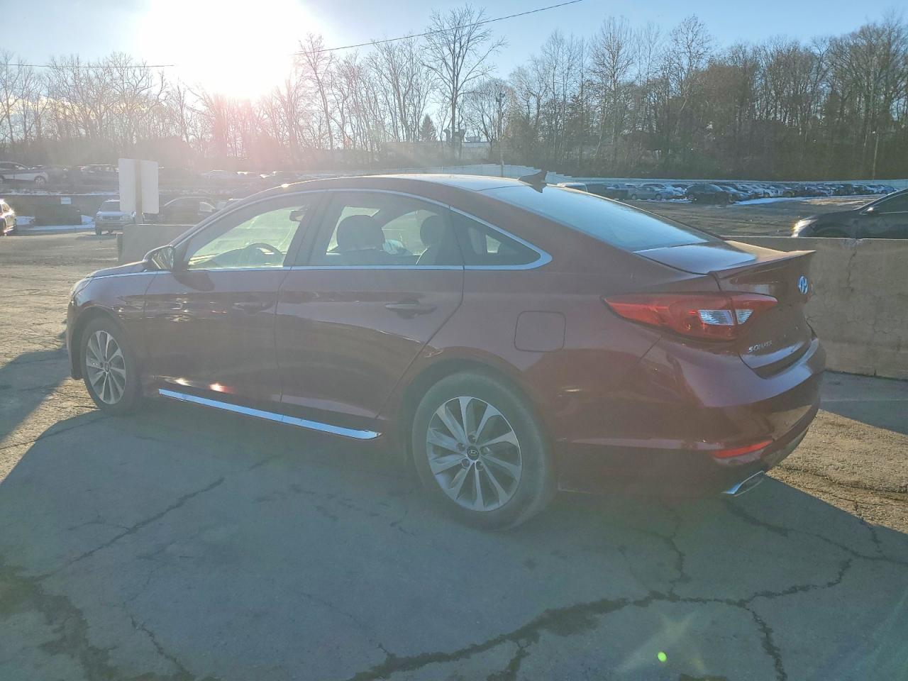 2015 HYUNDAI SONATA SPORT photo 2