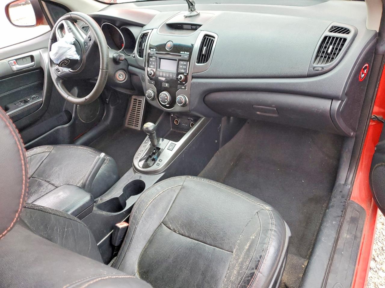 2010 KIA FORTE SX photo 8