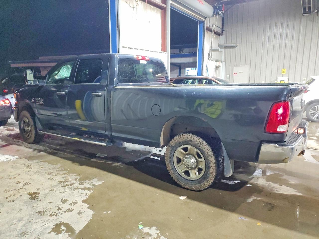 2018 RAM 3500 ST photo 3