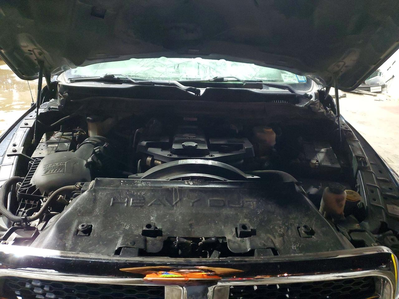 2018 RAM 3500 ST photo 21