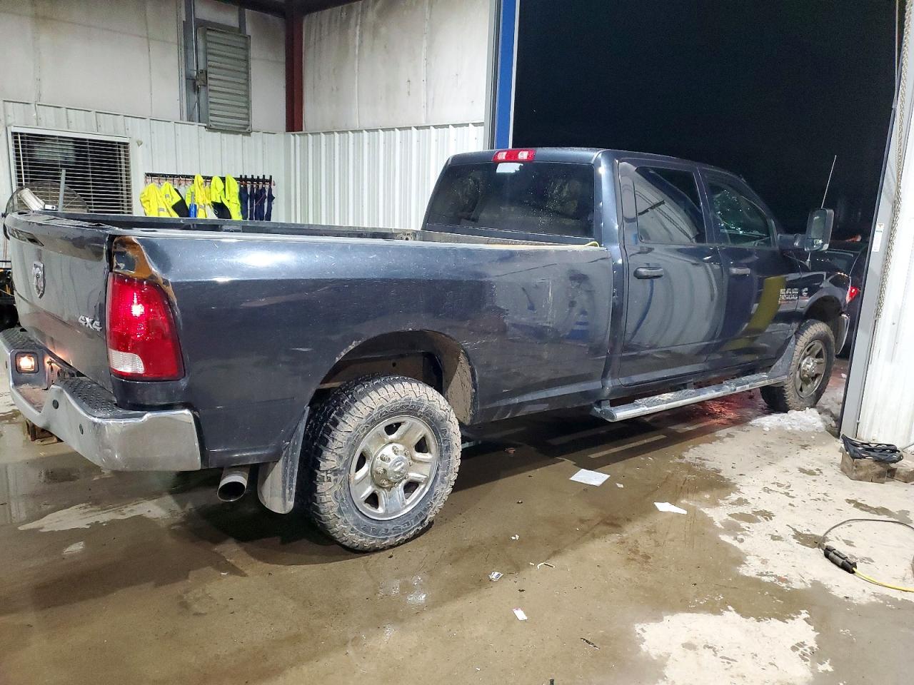 2018 RAM 3500 ST photo 5