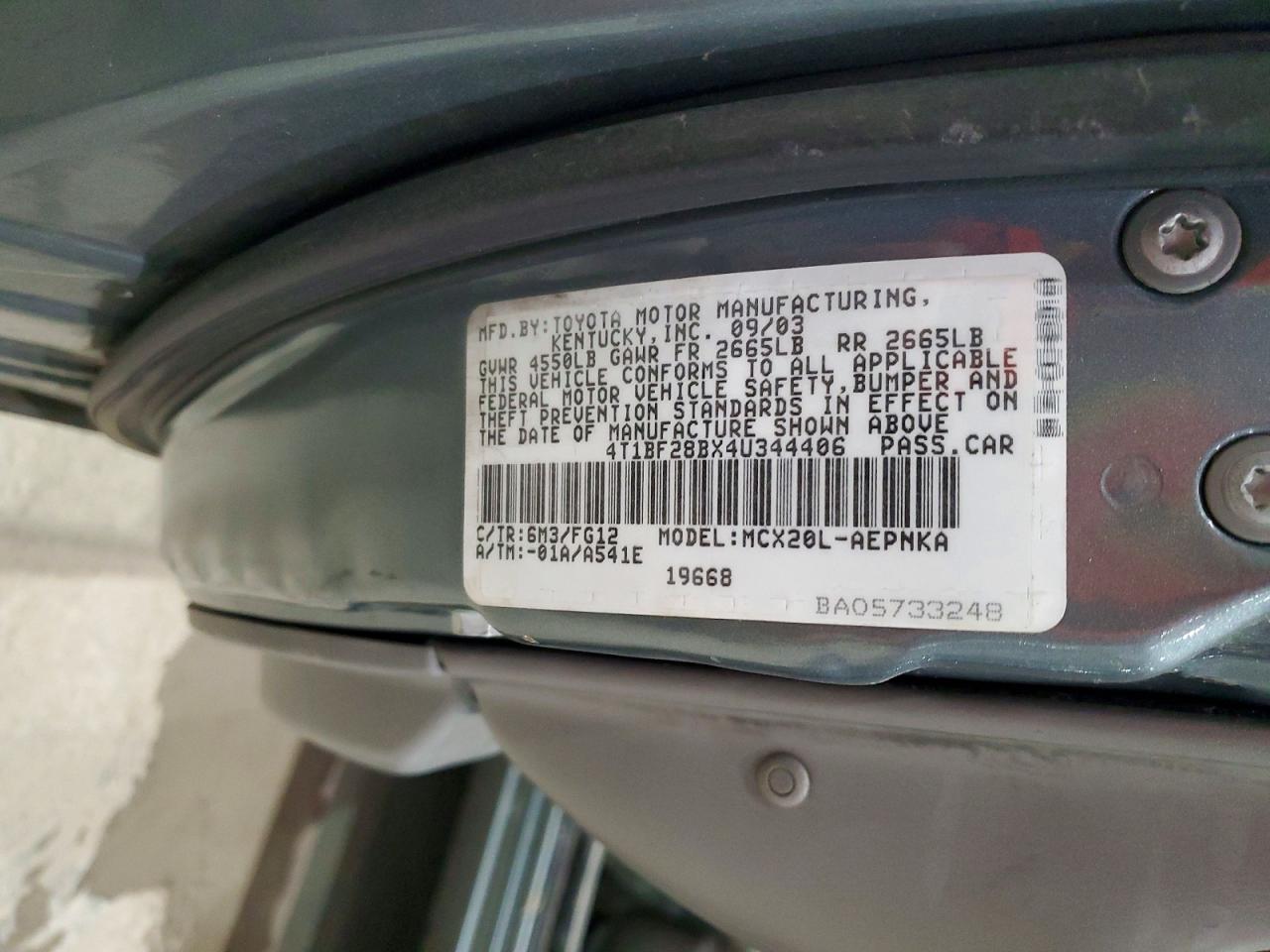 2004 TOYOTA AVALON XL photo 12