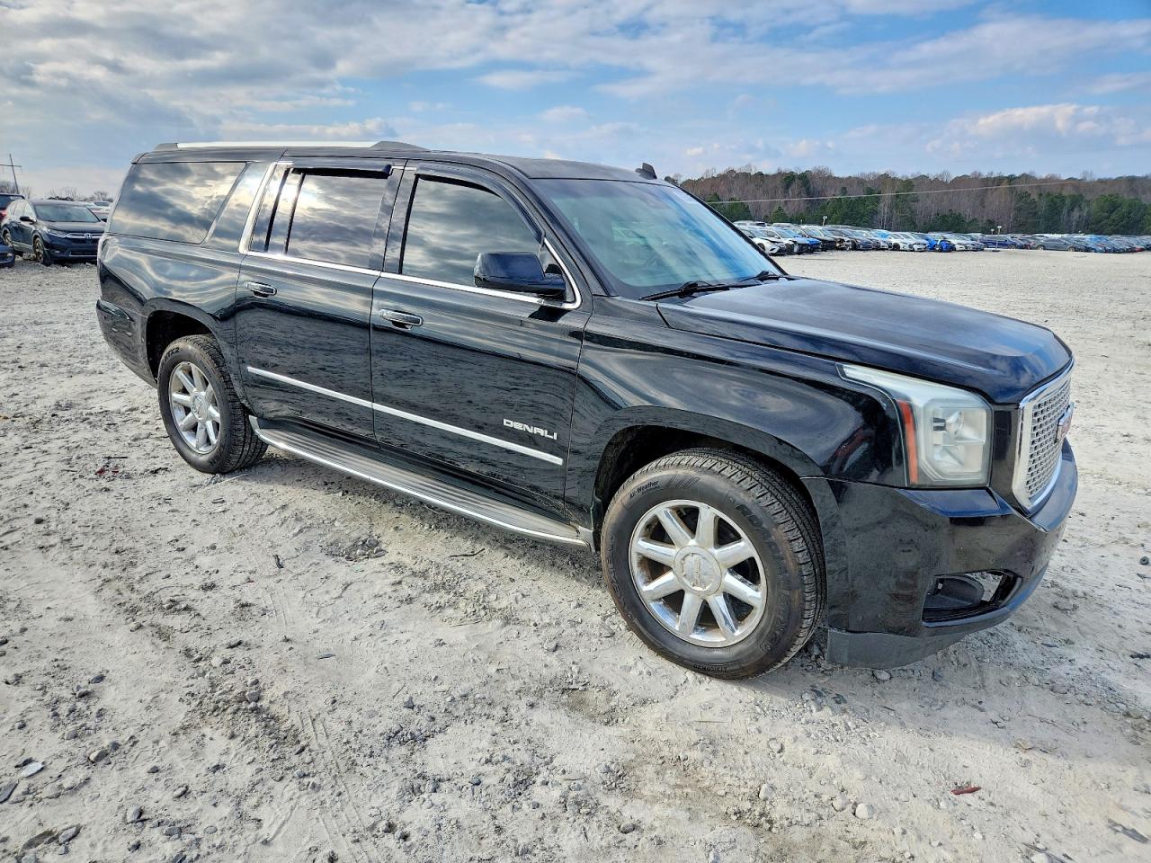2015 GMC YUKON XL DENALI photo 4