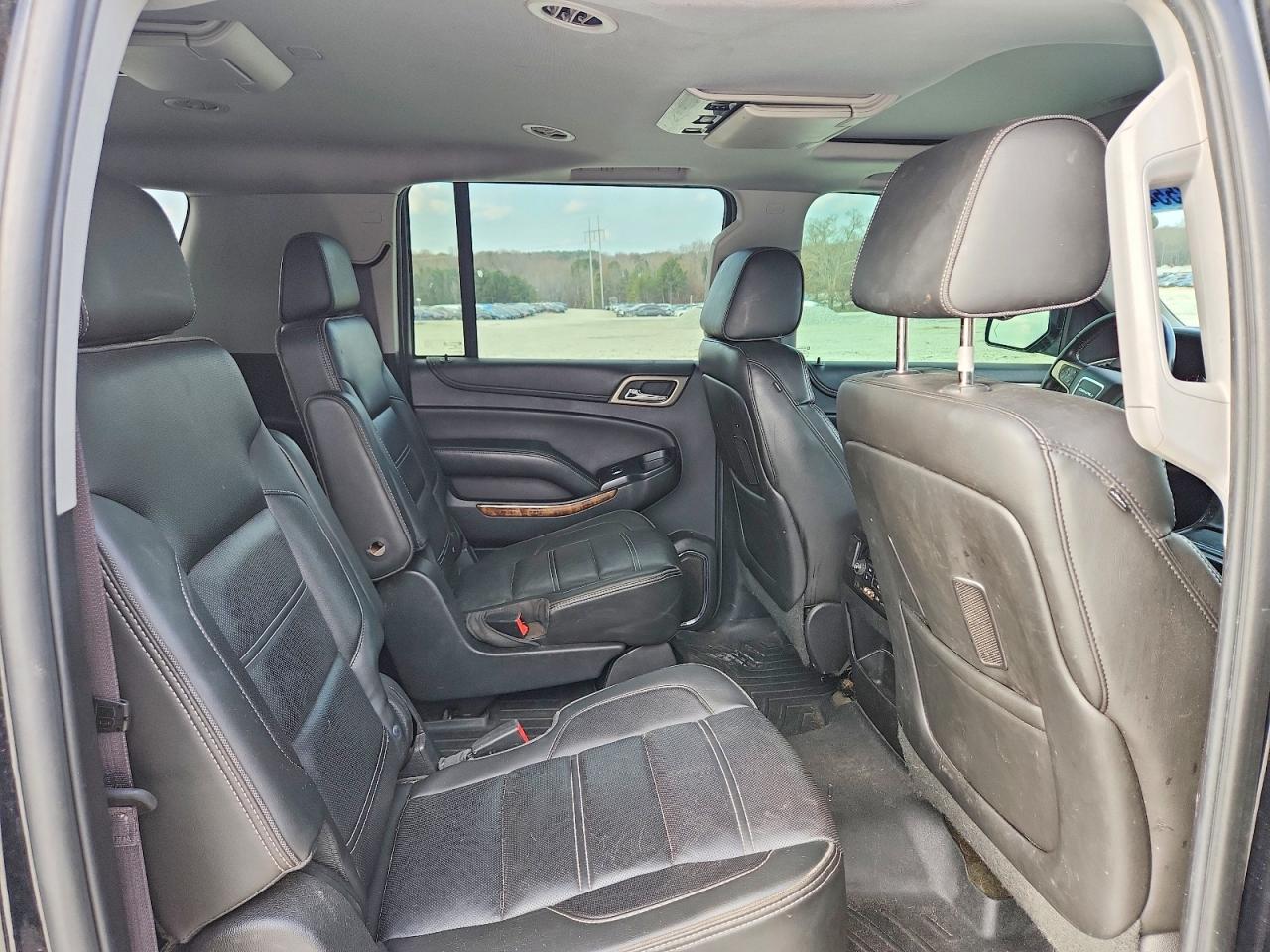 2015 GMC YUKON XL DENALI photo 11