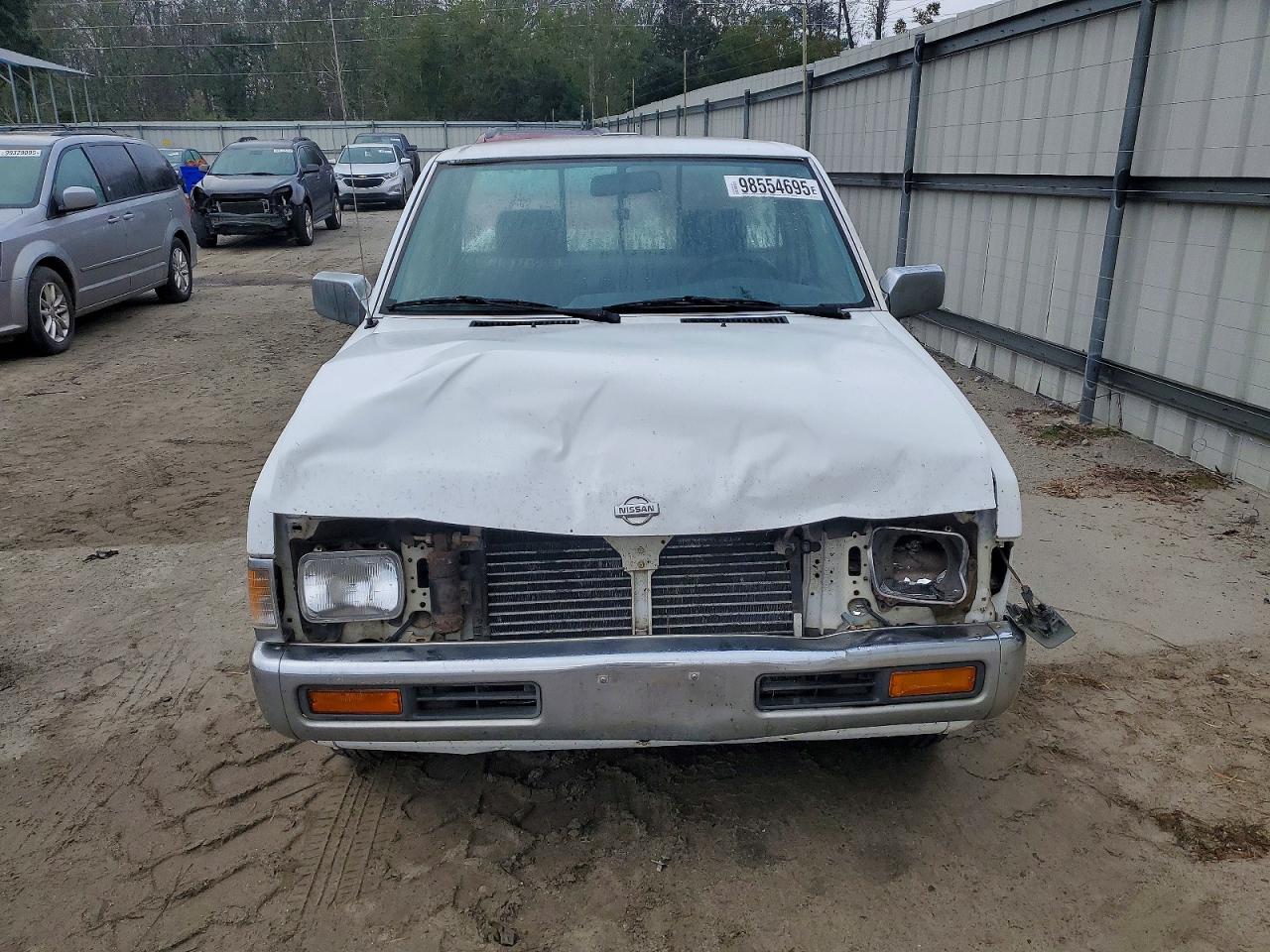 1994 NISSAN TRUCK BASE photo 5