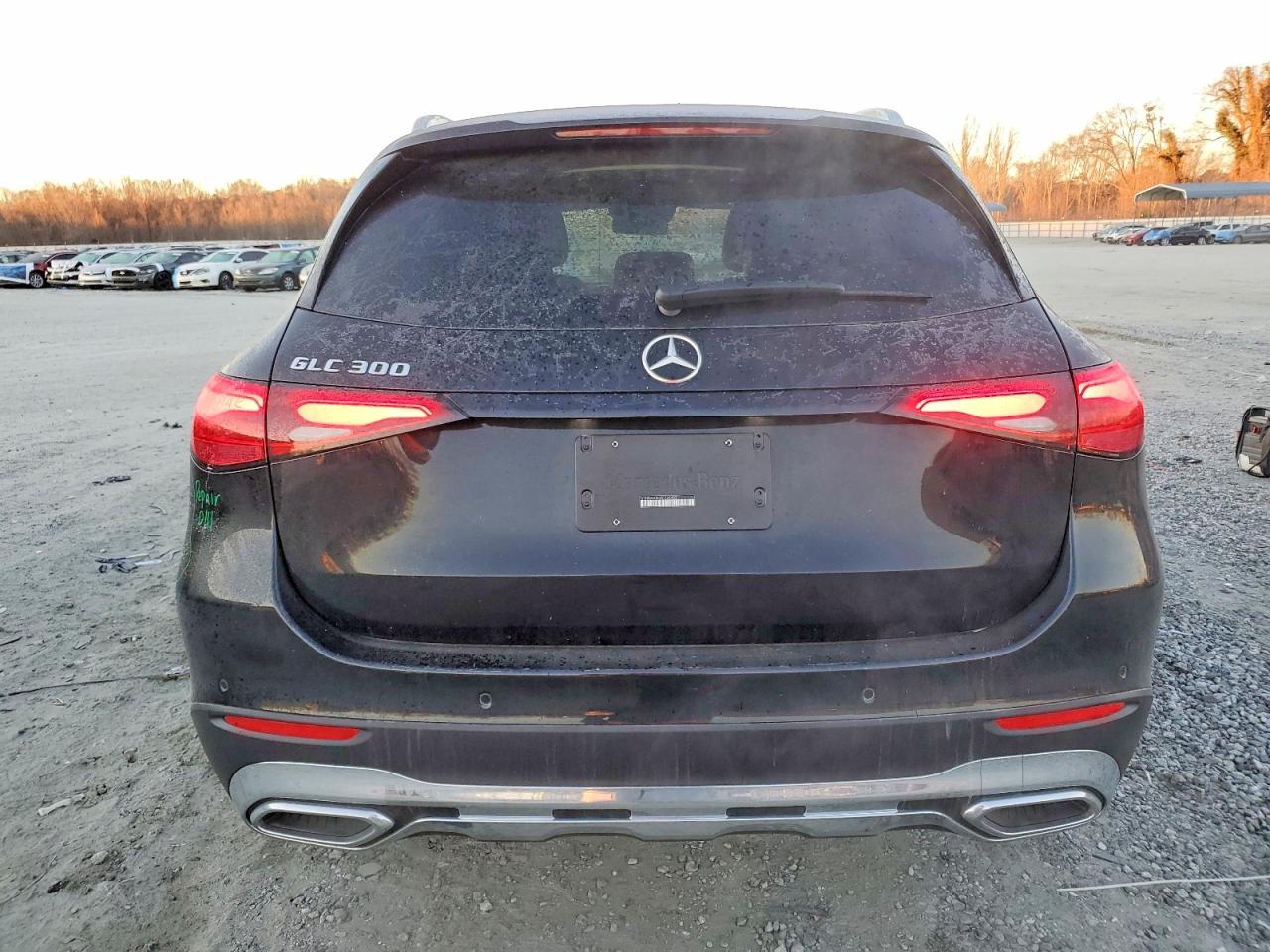 2025 MERCEDES-BENZ GLC 300 photo 6