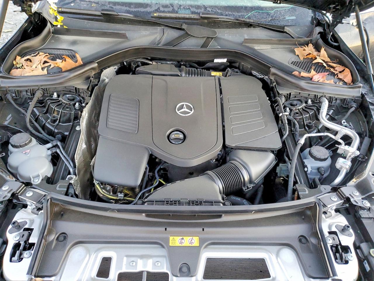2025 MERCEDES-BENZ GLC 300 photo 11