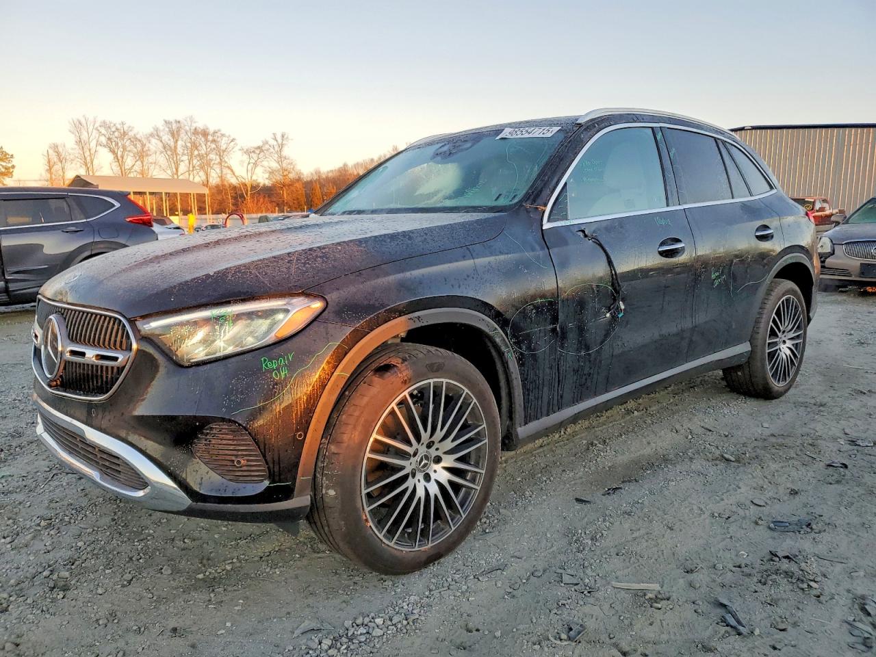 2025 MERCEDES-BENZ GLC