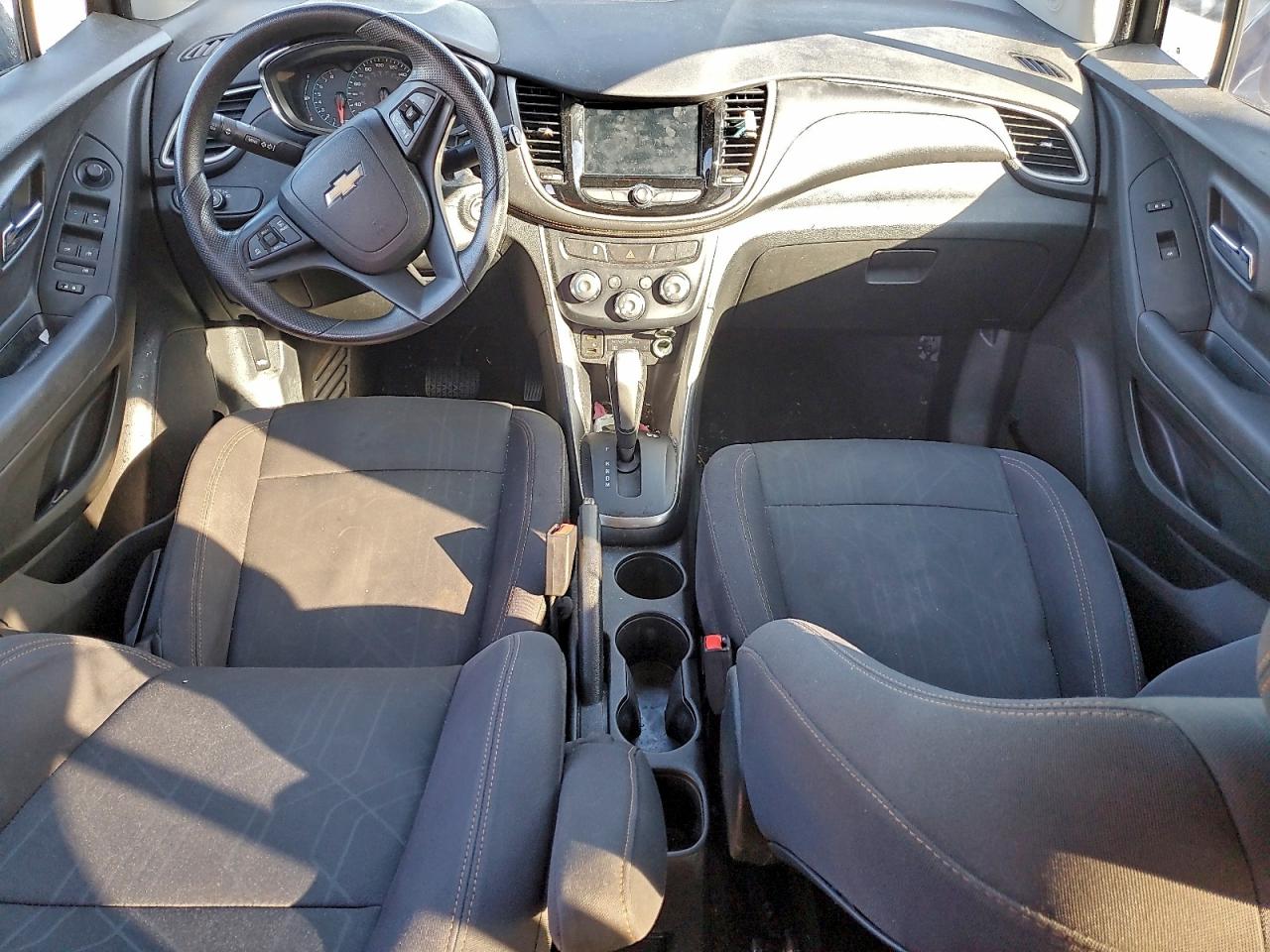 2018 CHEVROLET TRAX 1LT photo 22
