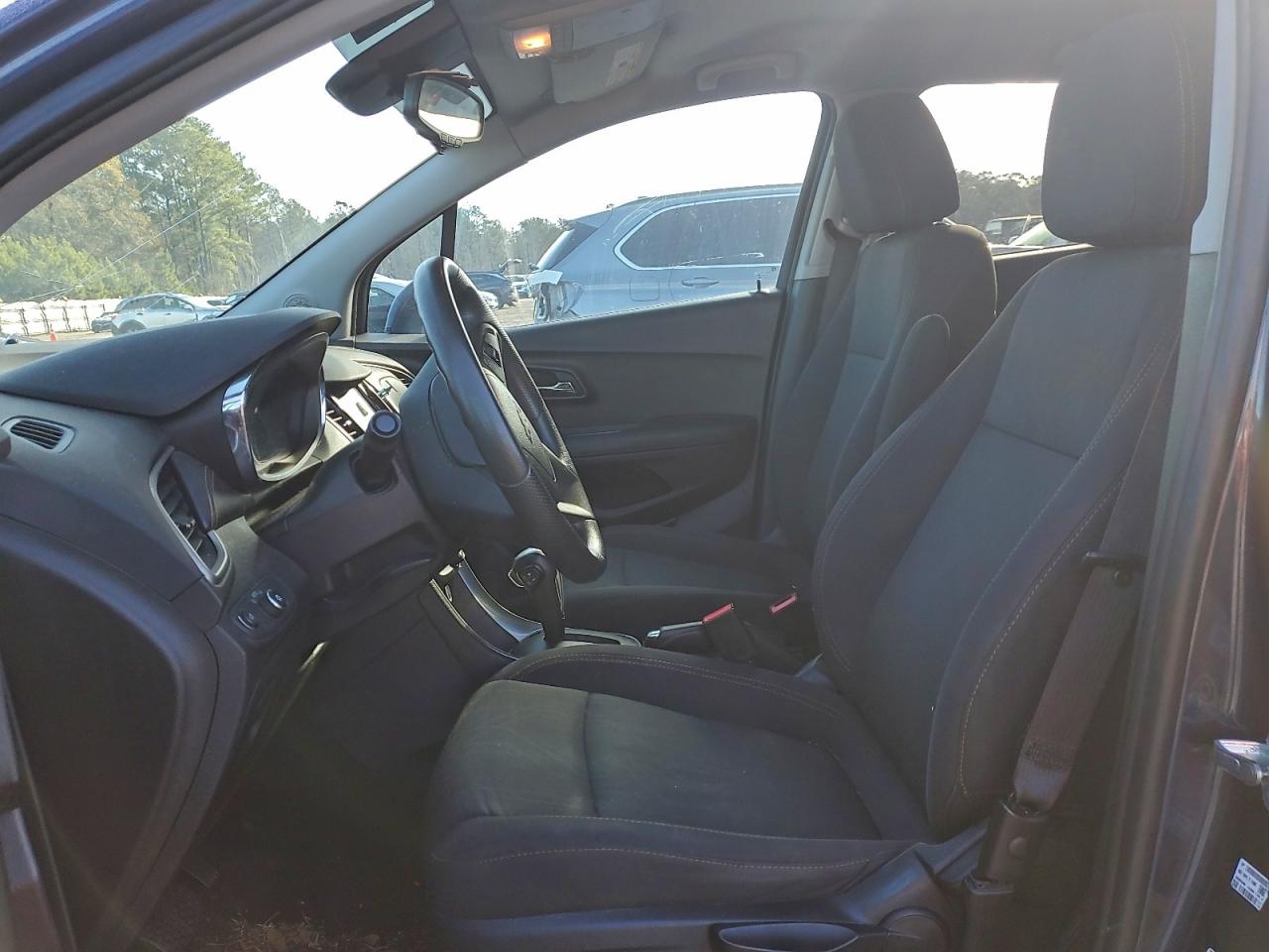 2018 CHEVROLET TRAX 1LT photo 19