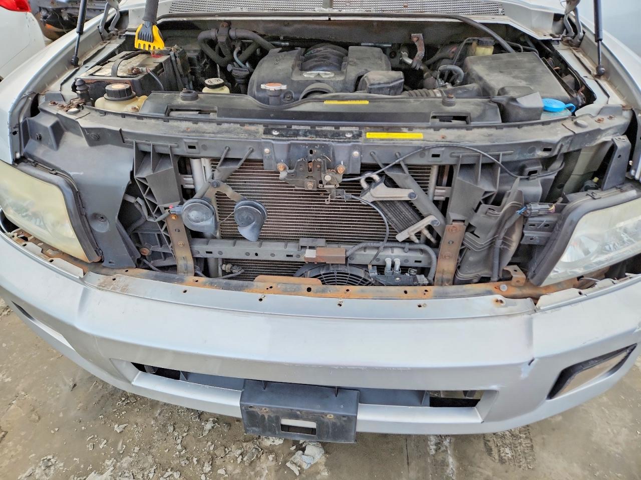 2006 INFINITI QX56 photo 23