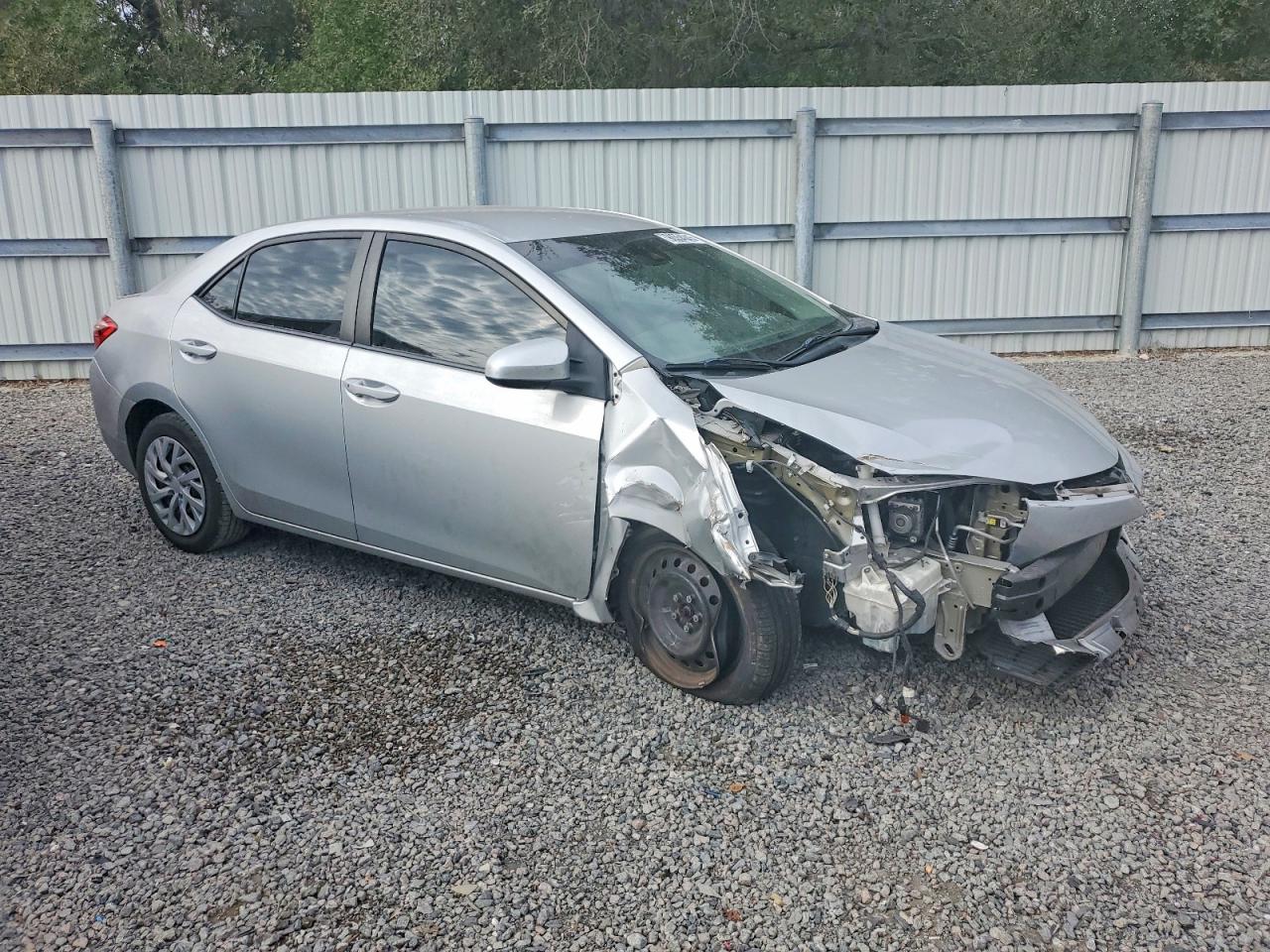 2018 TOYOTA COROLLA L photo 7
