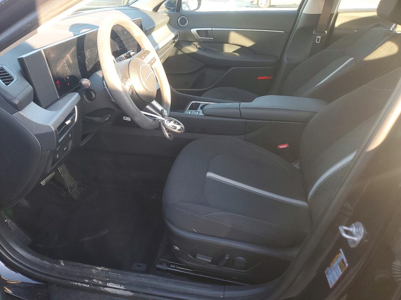 2024 HYUNDAI SONATA SEL photo 7