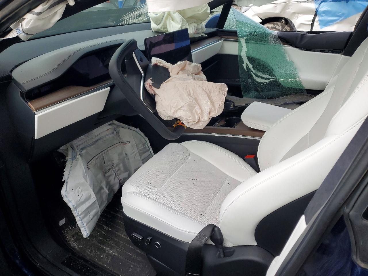 2023 TESLA MODEL X photo 8