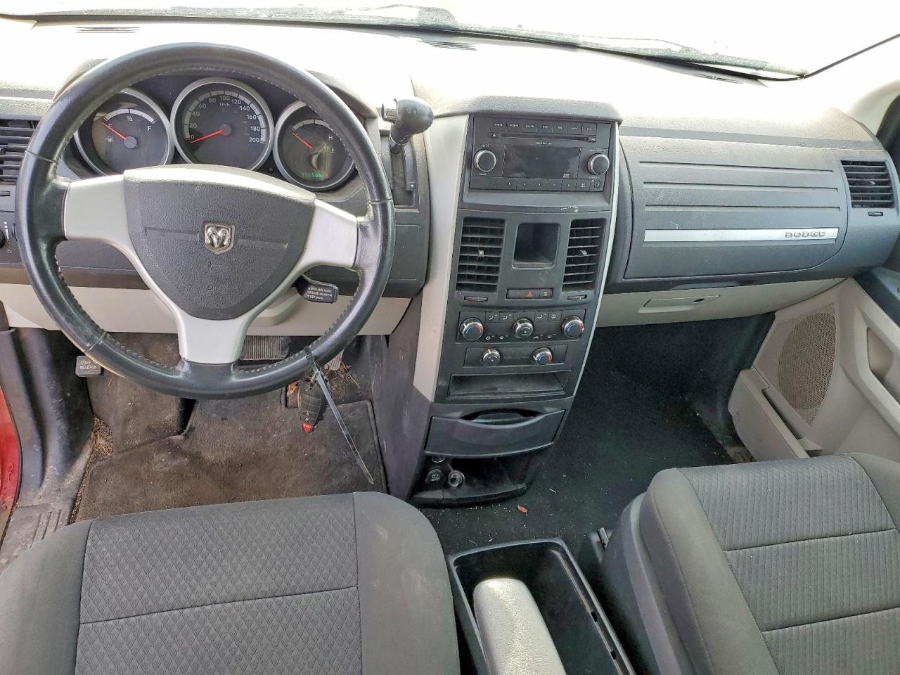 2010 DODGE GRAND CARAVAN SE photo 8
