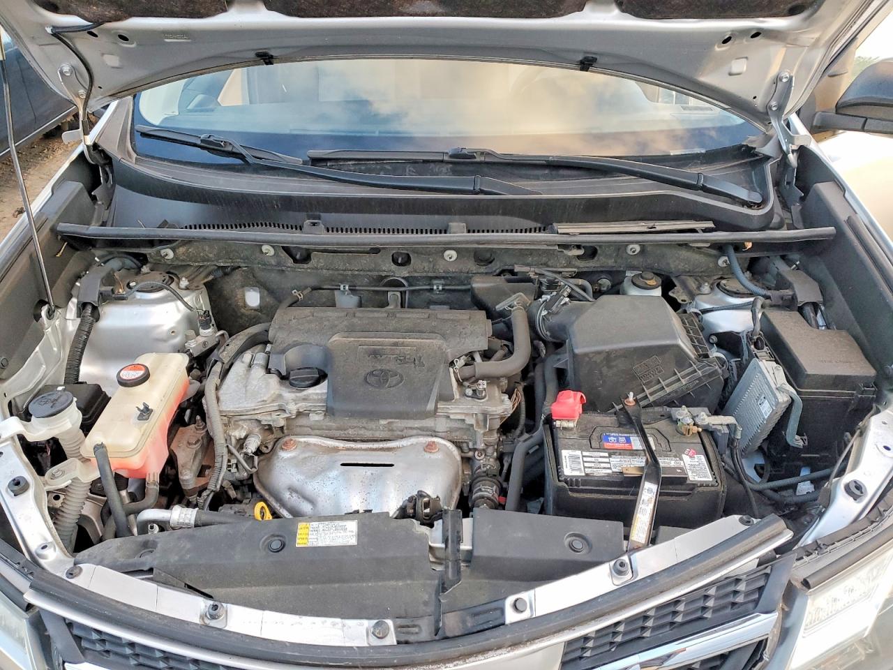 2015 TOYOTA RAV4 LE photo 12