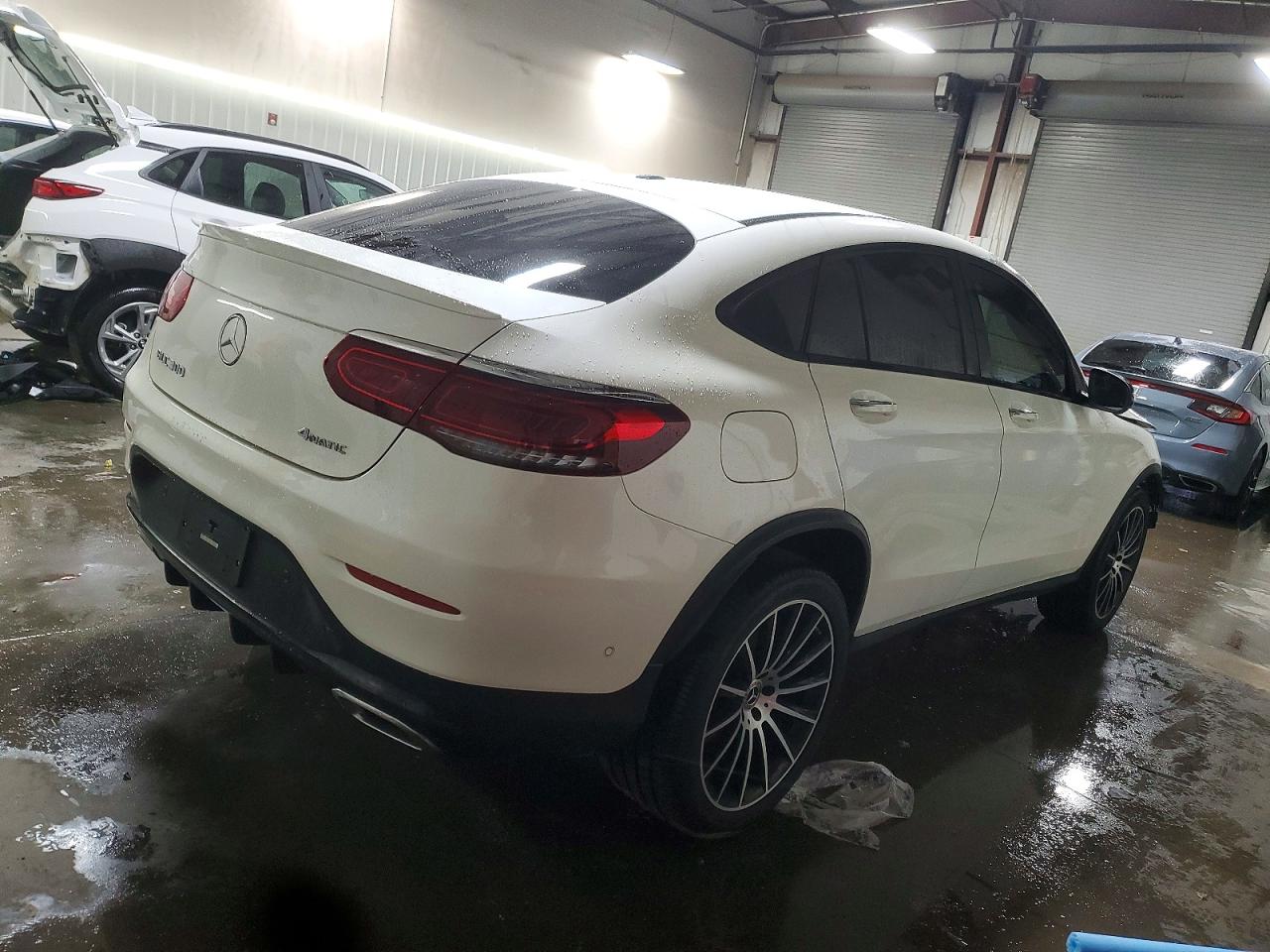 2021 MERCEDES-BENZ GLC COUPE 300 4MATIC photo 3