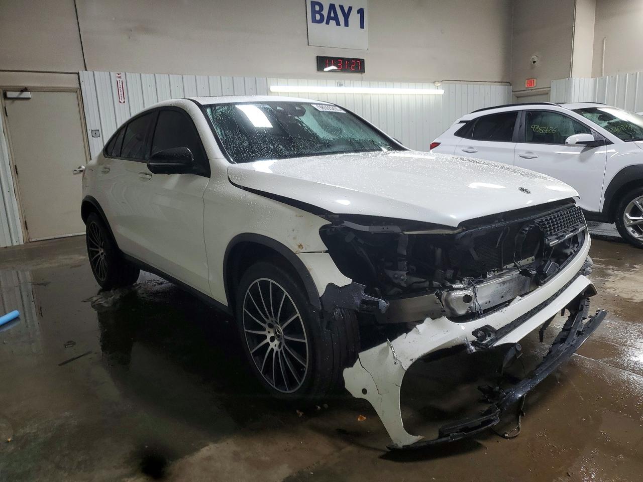 2021 MERCEDES-BENZ GLC COUPE 300 4MATIC photo 4