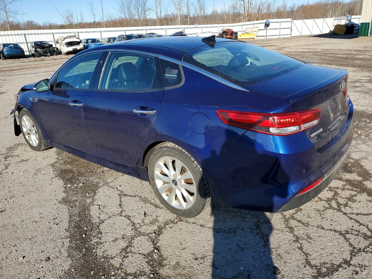 2018 KIA OPTIMA LX photo 2