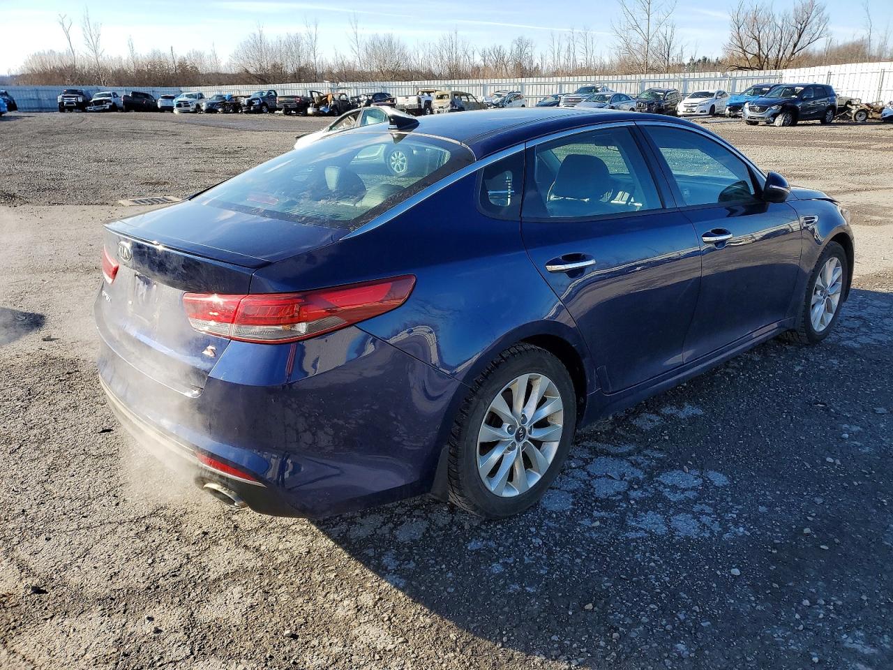 2018 KIA OPTIMA LX photo 3