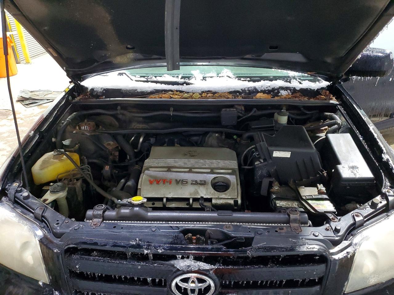 2005 TOYOTA HIGHLANDER LIMITED photo 12