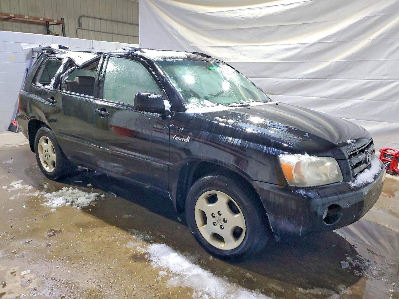 2005 TOYOTA HIGHLANDER LIMITED photo 4