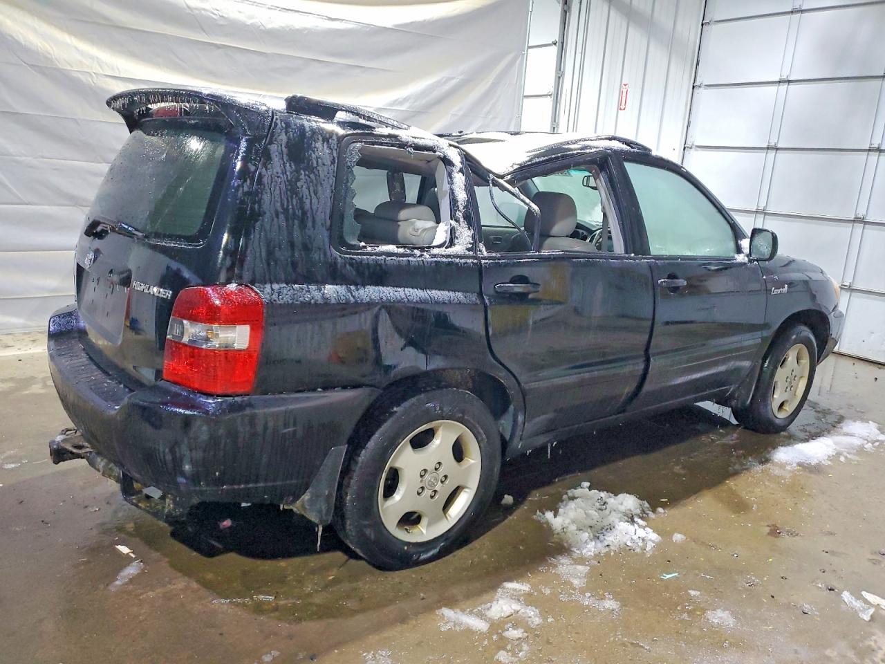 2005 TOYOTA HIGHLANDER LIMITED photo 3