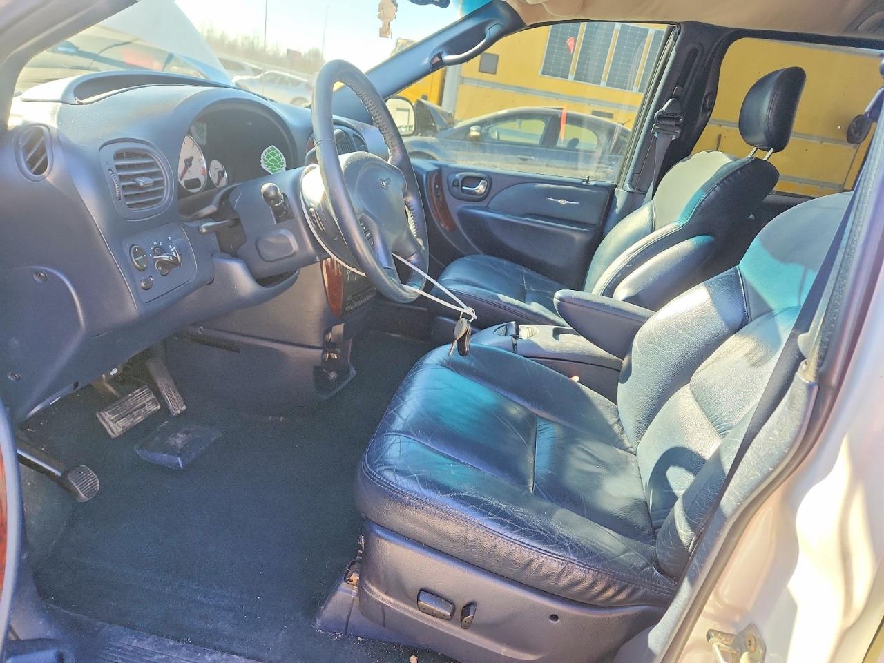 2003 CHRYSLER TOWN & COUNTRY LIMITED photo 7