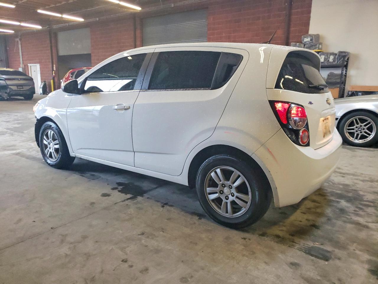 2014 CHEVROLET SONIC LT photo 4