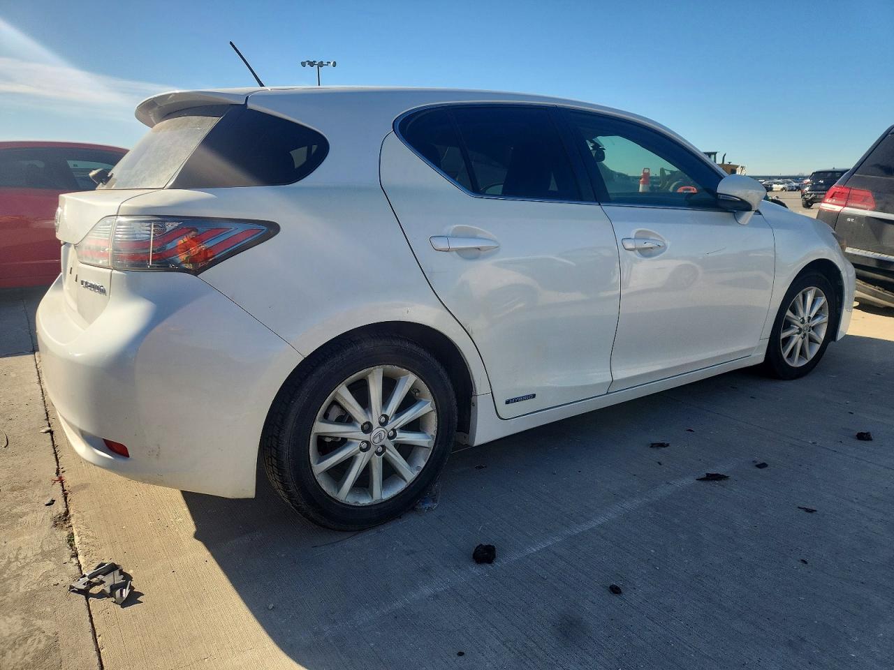 2012 LEXUS CT 200 photo 3