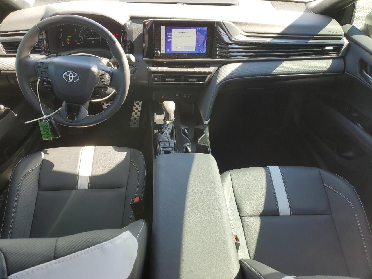 2025 TOYOTA CAMRY XSE photo 8