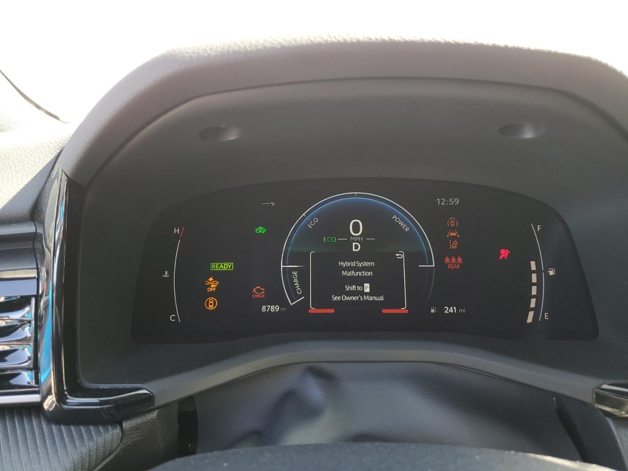 2025 TOYOTA CAMRY XSE photo 9