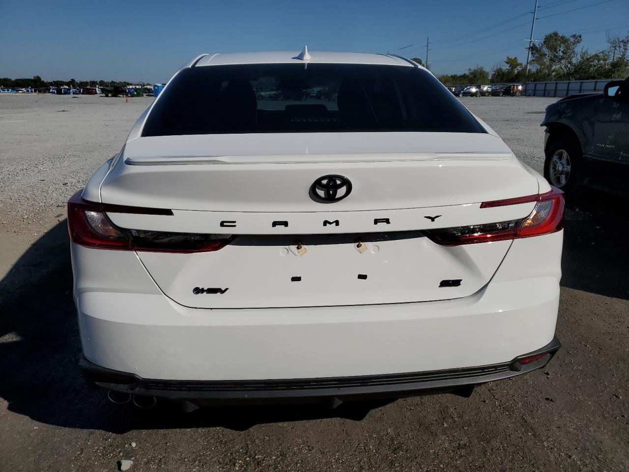 2025 TOYOTA CAMRY XSE photo 6