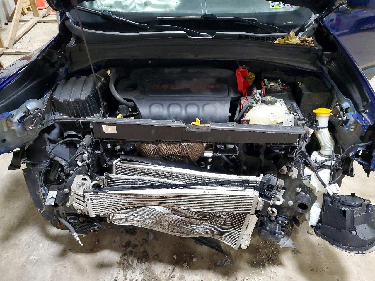 2019 JEEP RENEGADE LATITUDE photo 11