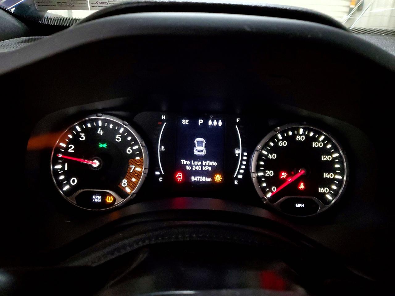 2019 JEEP RENEGADE LATITUDE photo 9