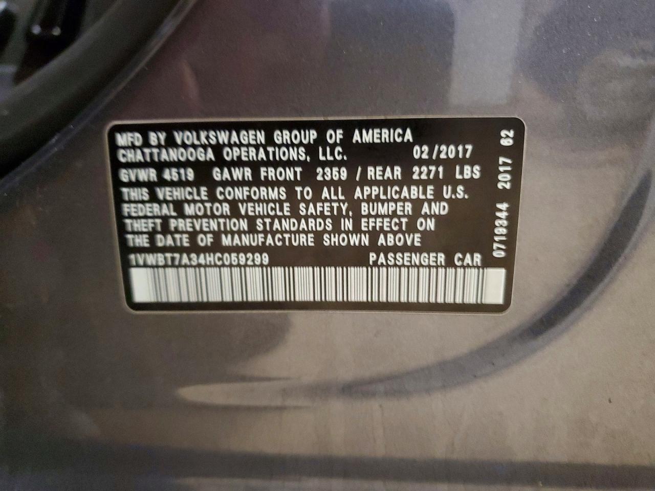 2017 VOLKSWAGEN PASSAT SE photo 12
