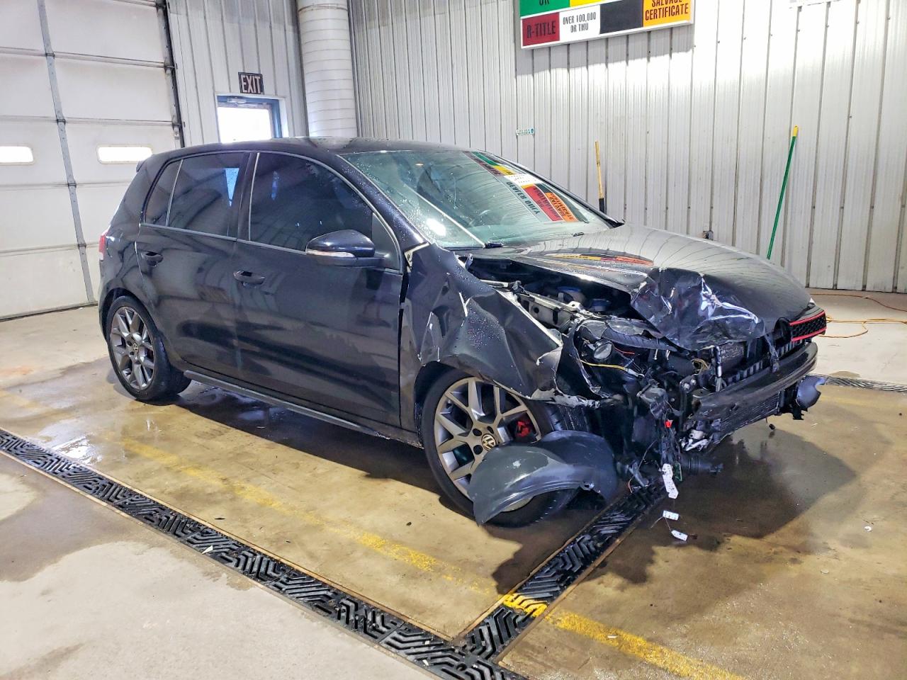 2013 VOLKSWAGEN GTI photo 4