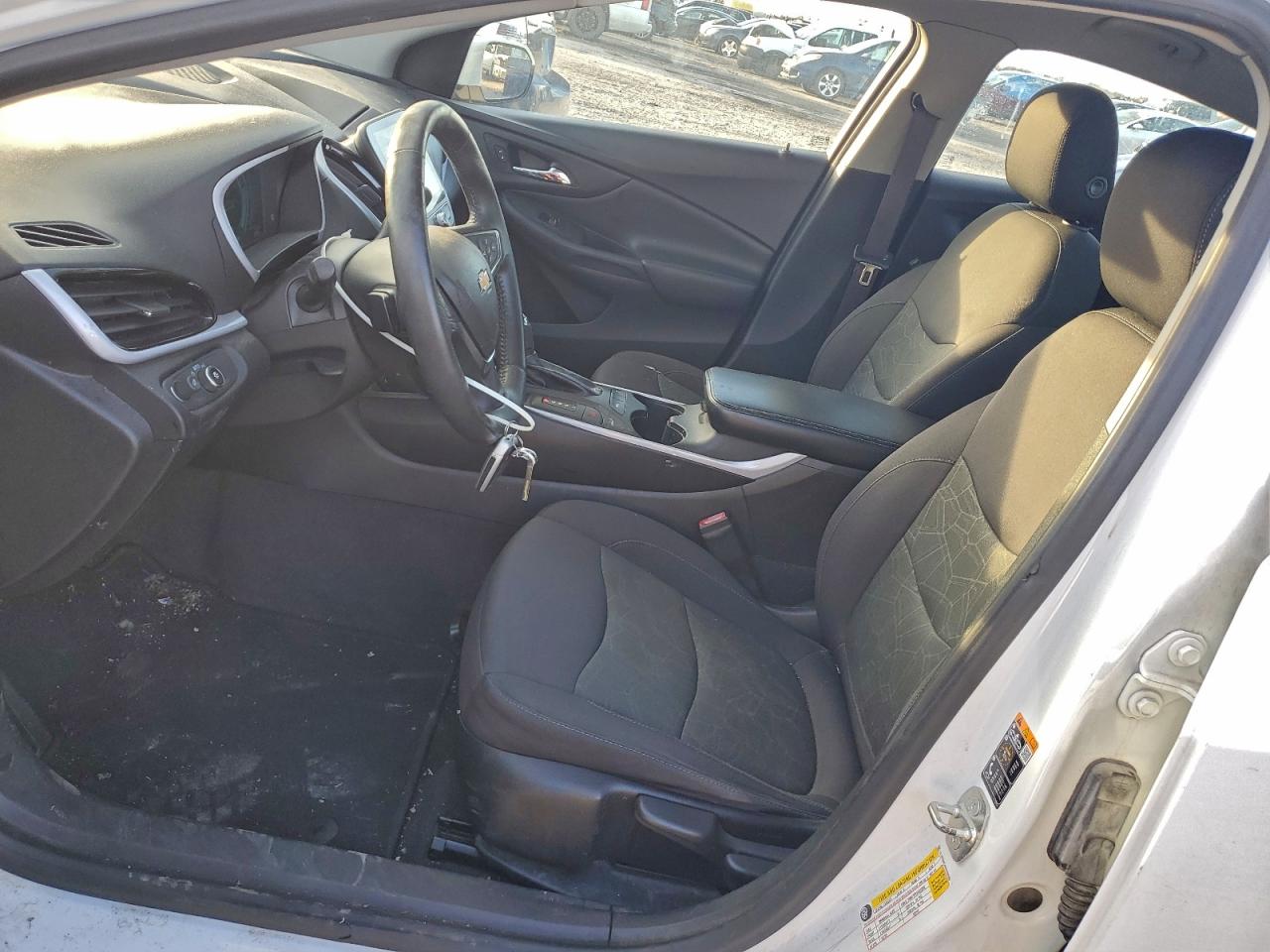 2017 CHEVROLET VOLT LT photo 7