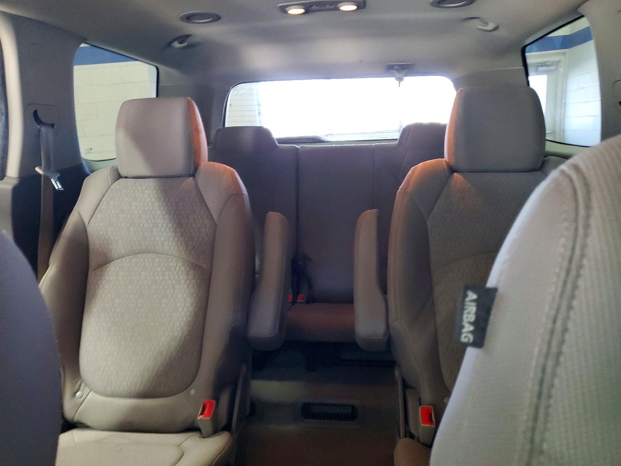 2015 GMC ACADIA SLE photo 10
