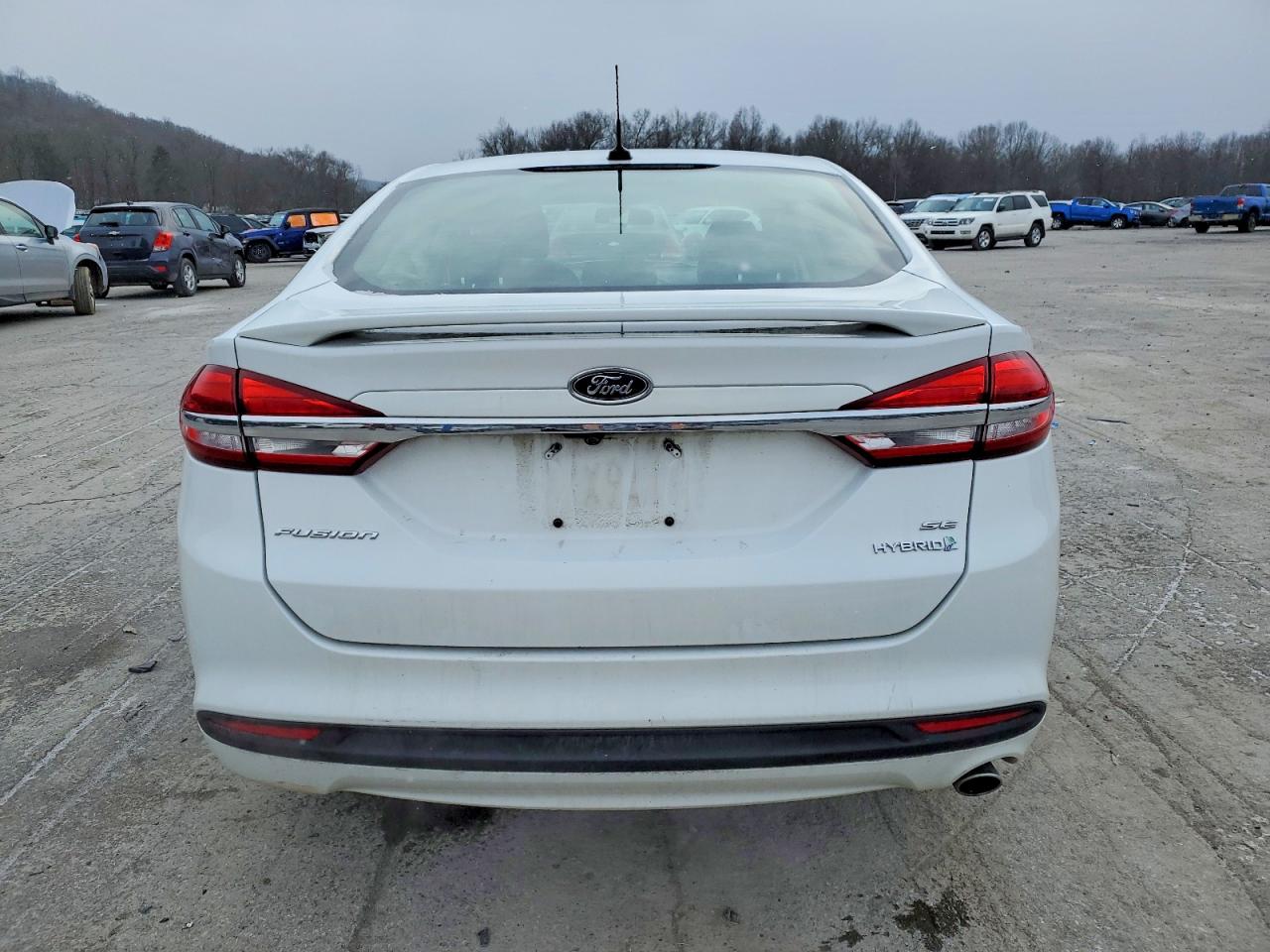 2017 FORD FUSION SE HYBRID photo 6
