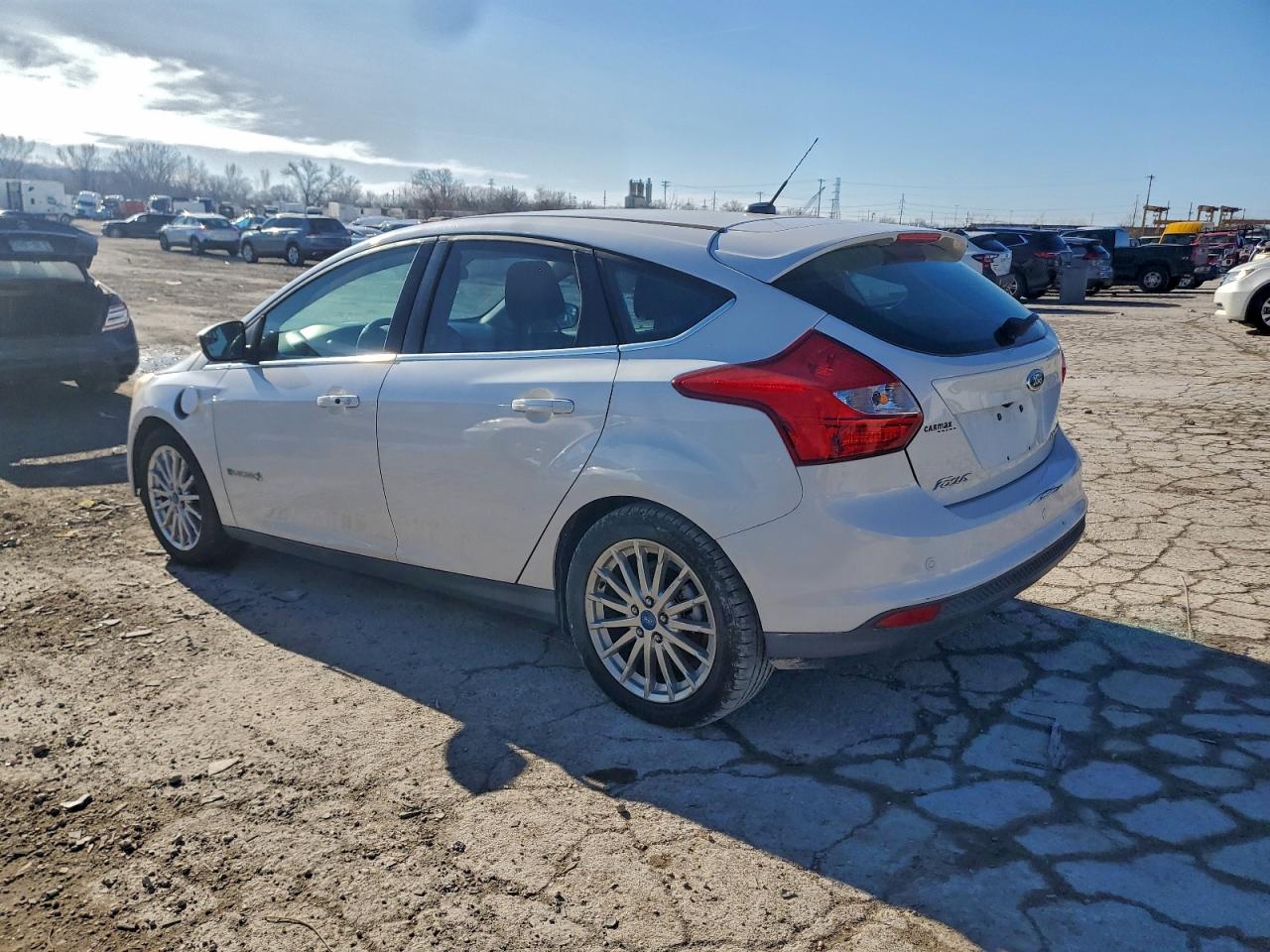 2013 FORD FOCUS BEV photo 2