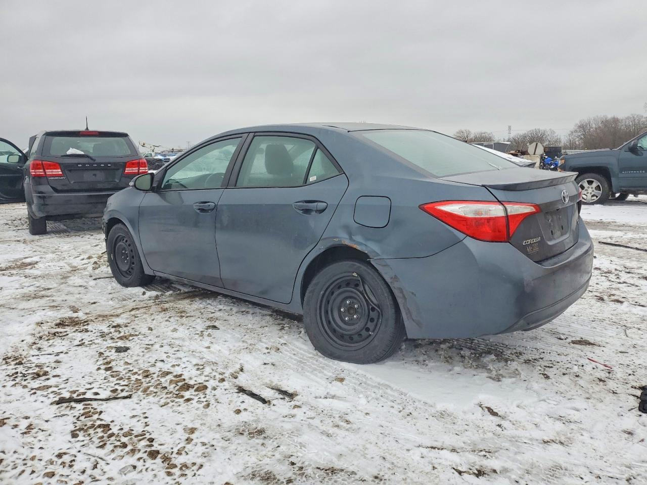 2016 TOYOTA COROLLA L photo 2