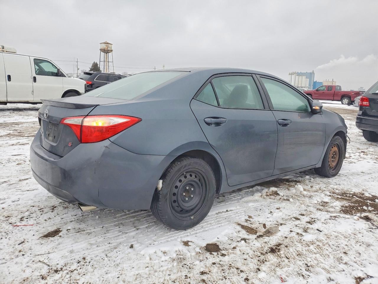 2016 TOYOTA COROLLA L photo 3