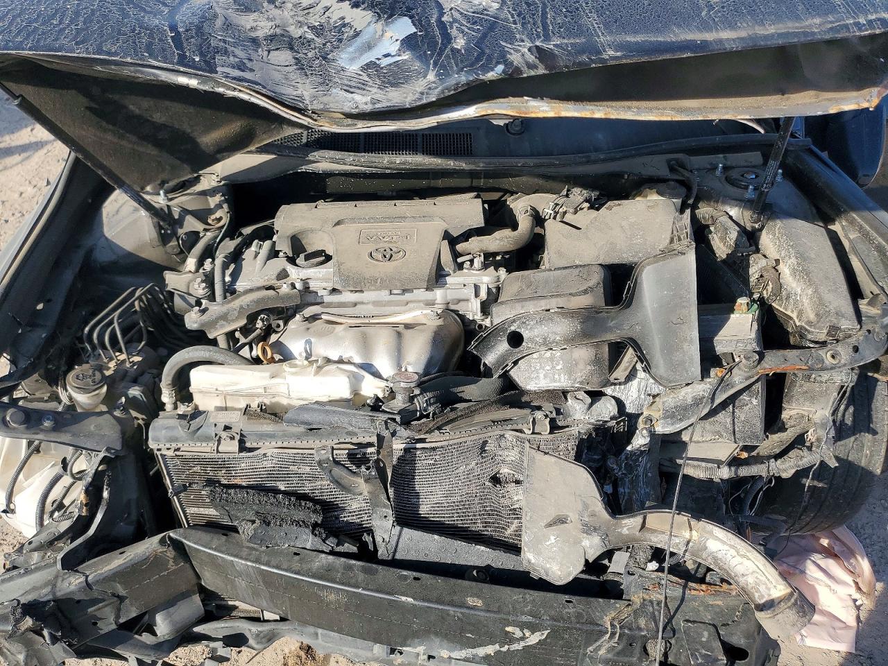 2017 TOYOTA CAMRY LE photo 11