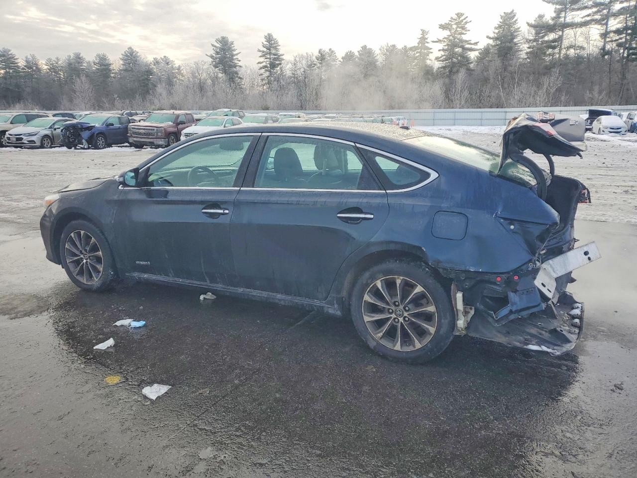 2016 TOYOTA AVALON HYBRID photo 2