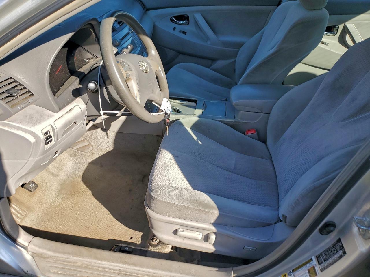 2011 TOYOTA CAMRY BASE photo 7