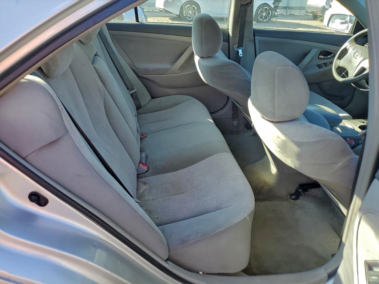 2011 TOYOTA CAMRY BASE photo 10