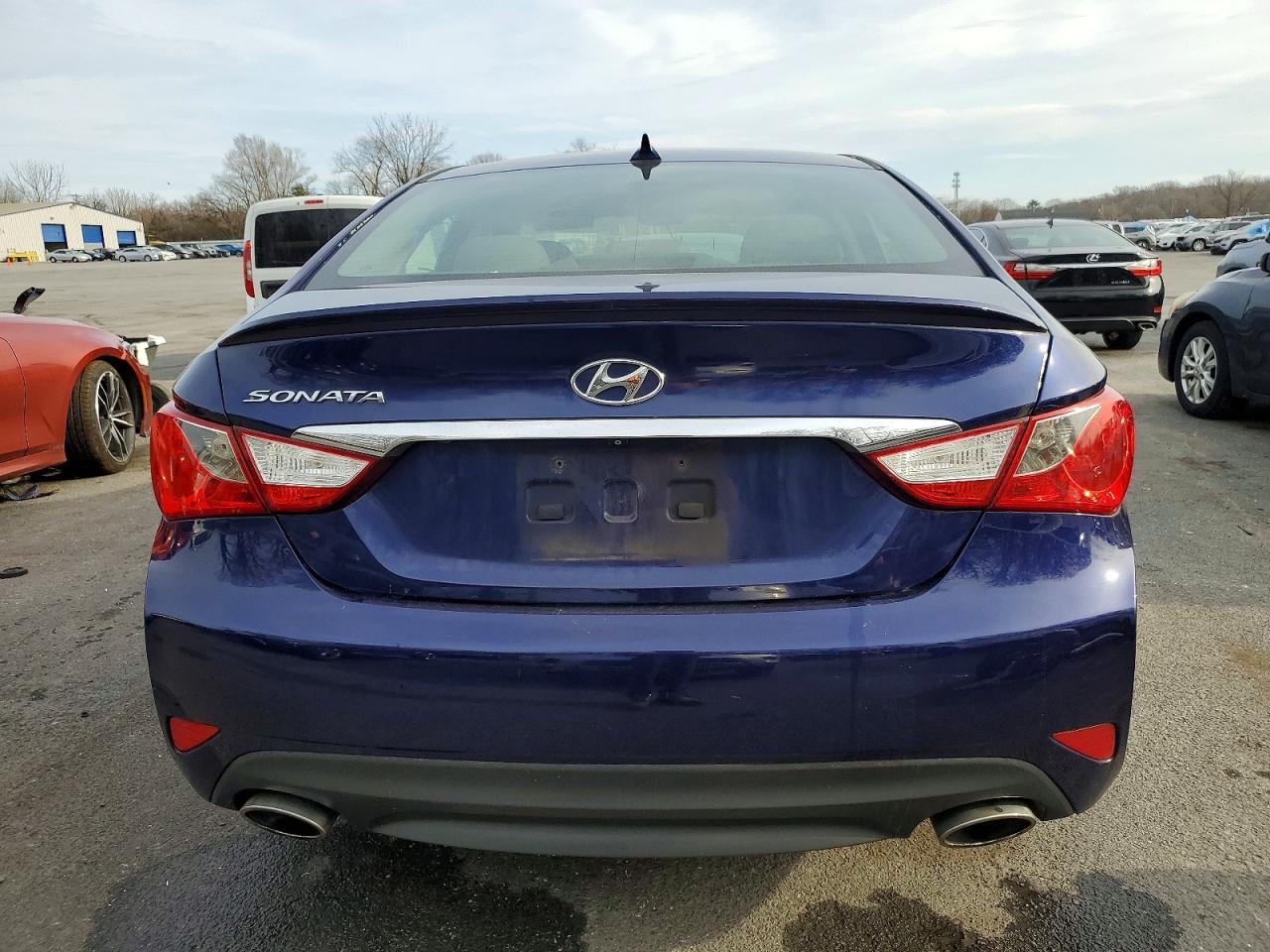 2014 HYUNDAI SONATA SE photo 6