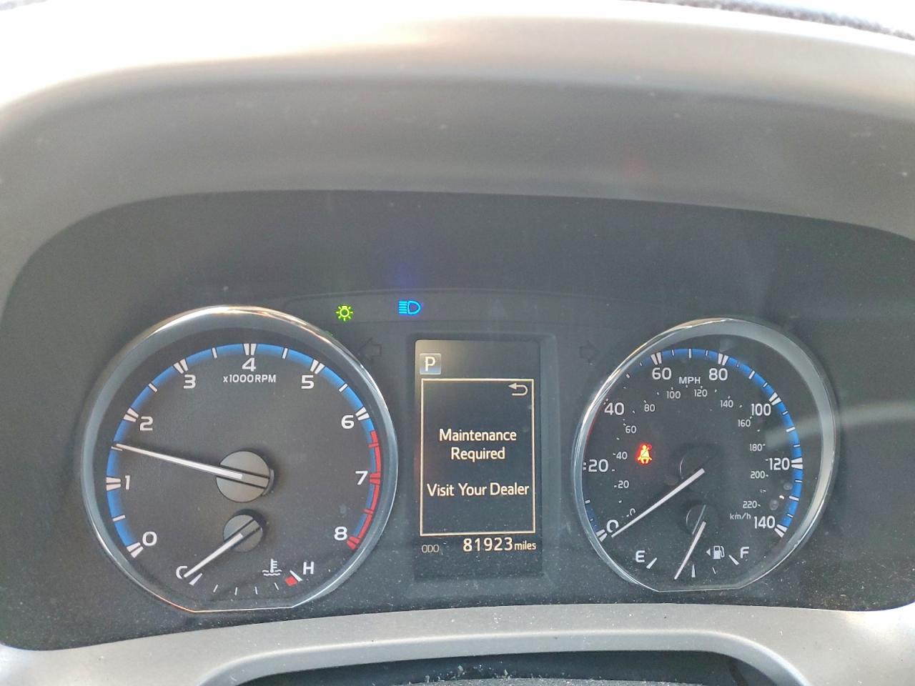 2016 TOYOTA RAV4 XLE photo 9
