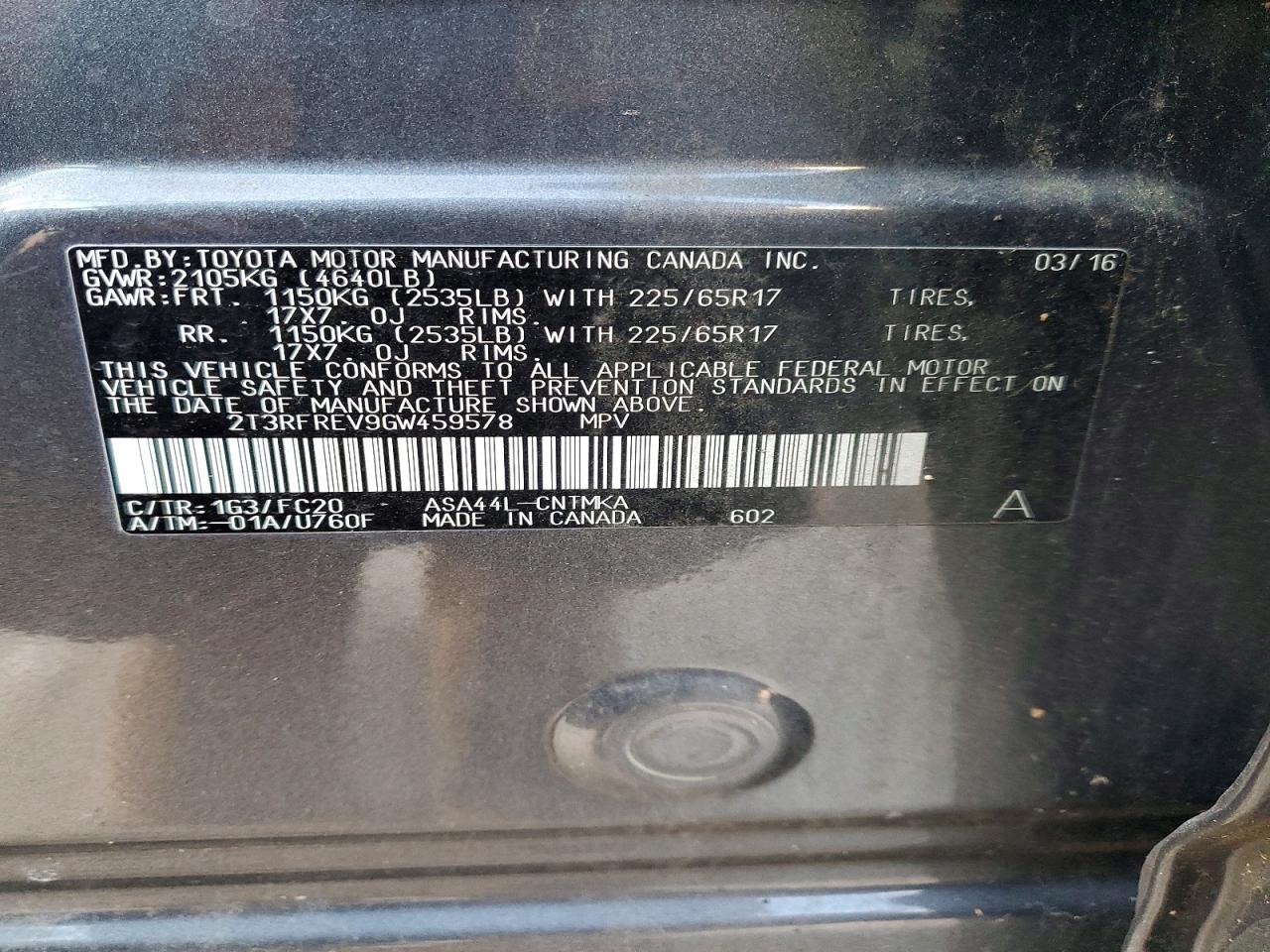 2016 TOYOTA RAV4 XLE photo 13